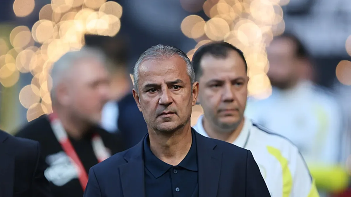 Son dakika: Fenerbahçe’nin UEFA kadrosunda değişiklik! Vedat Muriqi kararı