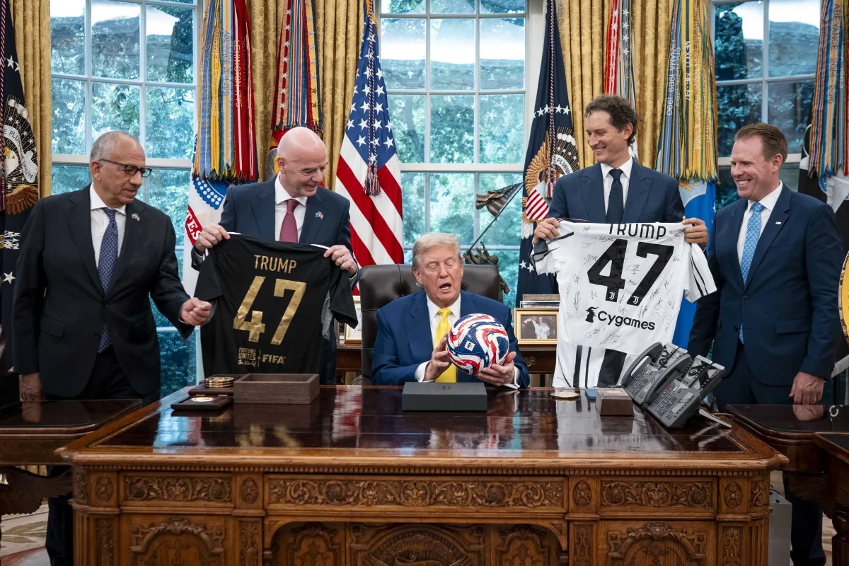 Infantino'nun skandal teklifi sonrası üst düzey istifa: 'Seyirci kalamam'