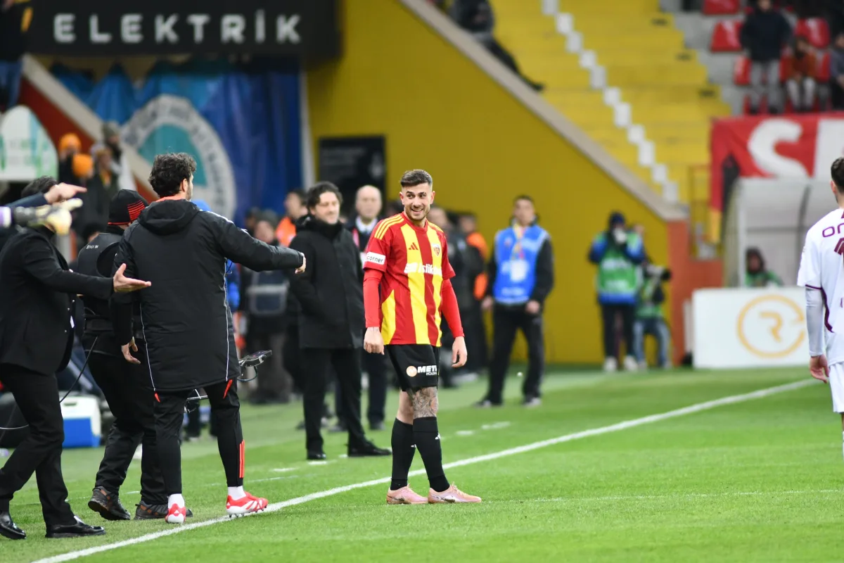 Dorukhan Toköz sözleşmesini feshetti