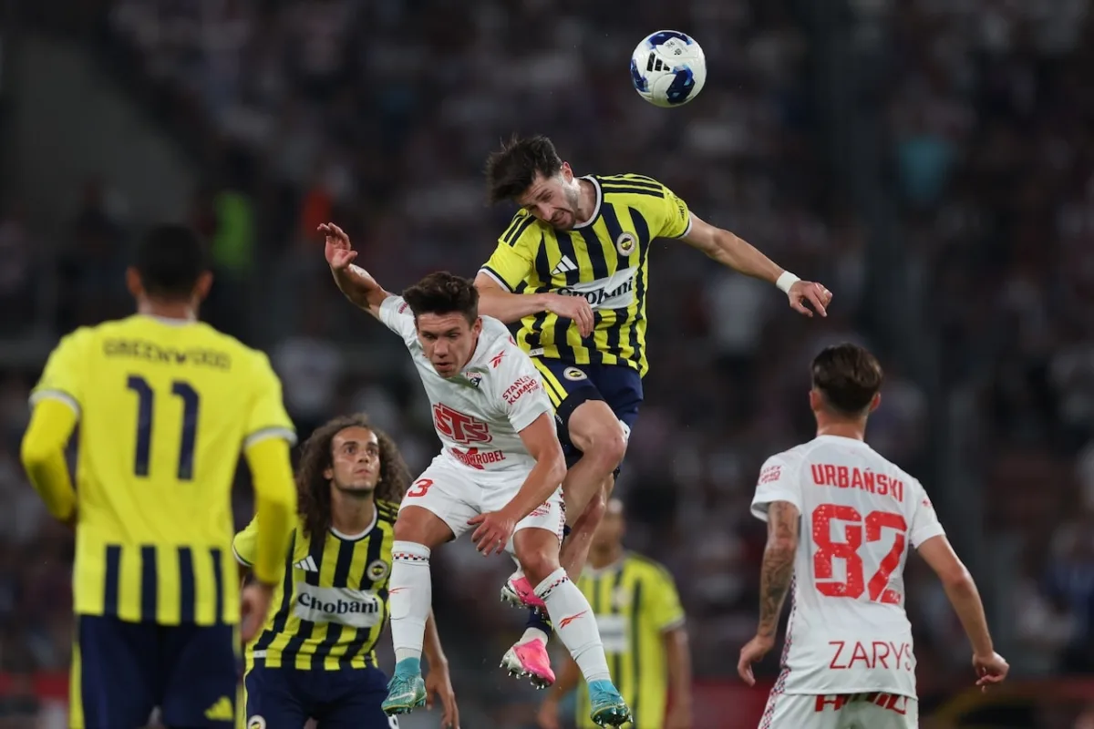 Fenerbahçe Polonya’da turladı