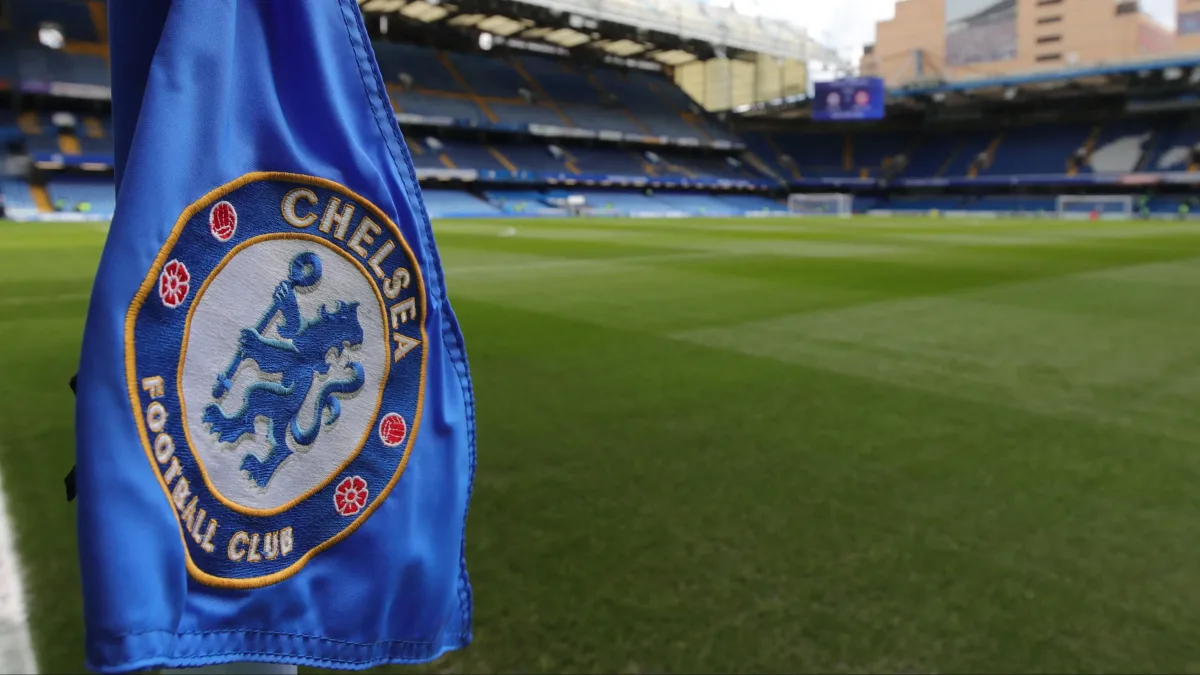 Chelsea'ye transfer yasağı ve para cezası