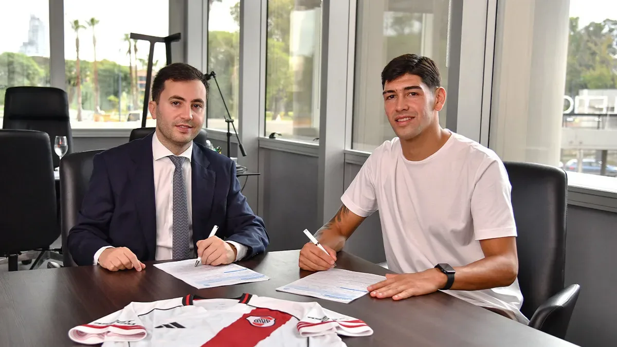 Galatasaray stoper bombasını patlatıyor! Resmi teklif aldı