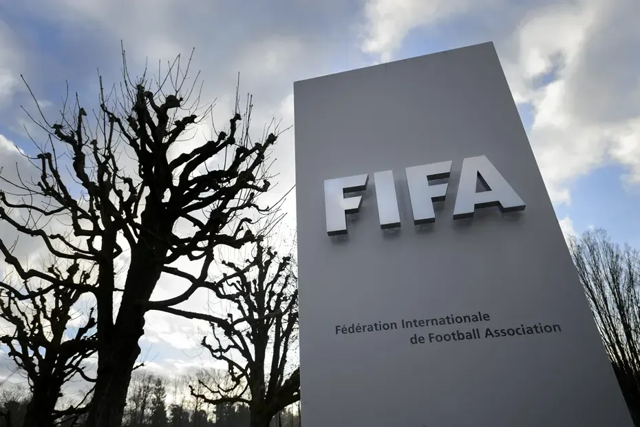 FIFA'da istifa depremi! Infantino'nun çılgın kararına danışmanı bile isyan etti