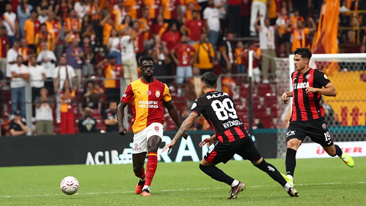 Galatasaray-Arca Çorum FK maçında kırmızı itirazı!