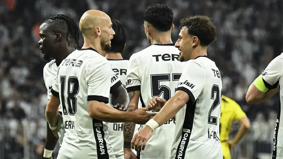 Spor yazarları Beşiktaş-Hradec Kralove maçı için ne dedi?