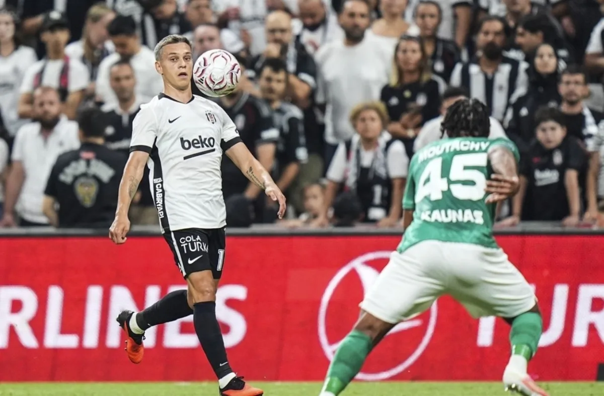 Beşiktaş'ta Trossard şoku: Kauno Zalgiris maçında sakatlandı