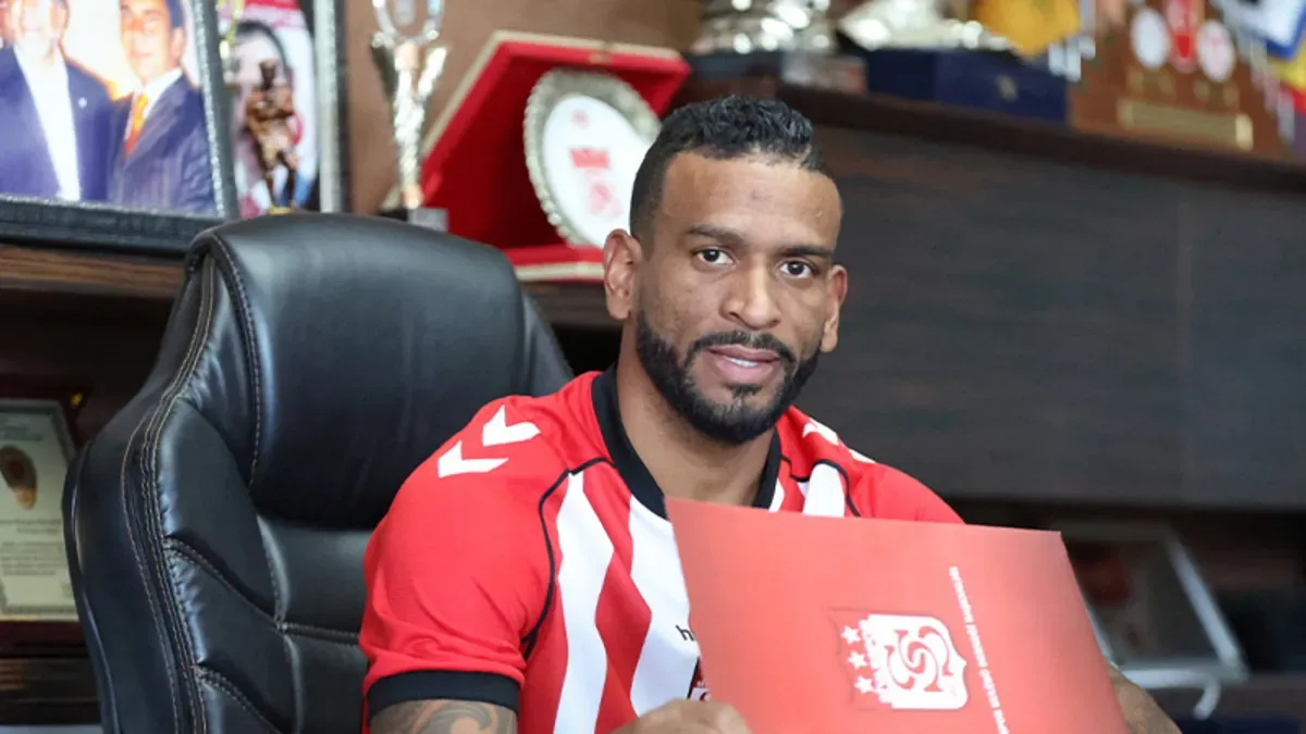 Sivasspor yasağı kaldırdı, 4 imza geldi!