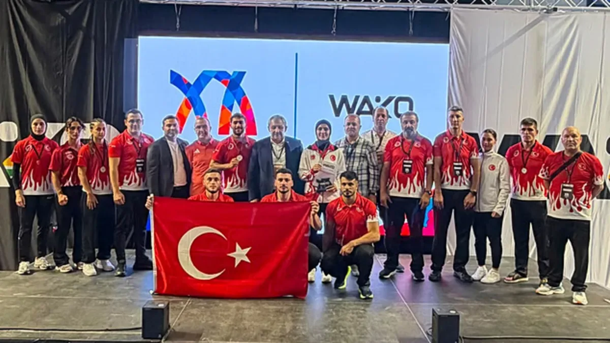Milli sporculardan gösteri turnuvasında 10 madalya