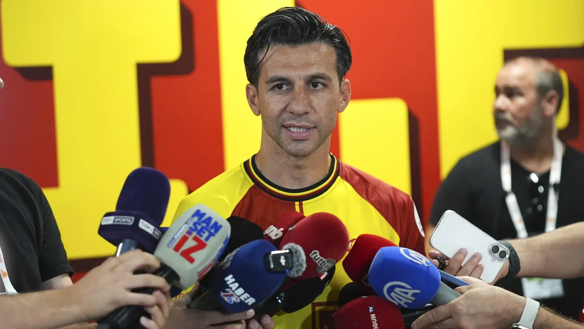 İsmail Köybaşı: "Bugün buraya kalbimi gömdüm"