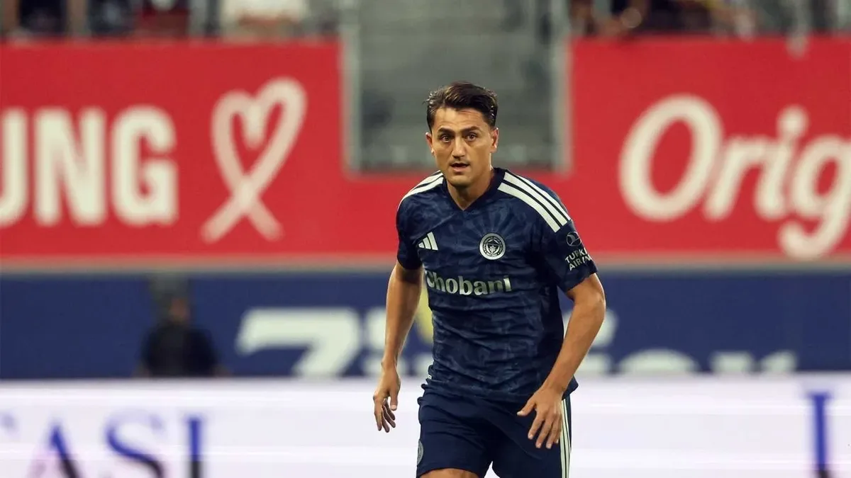 Fenerbahçe Cengiz Ünder ile yollarını ayırdı!