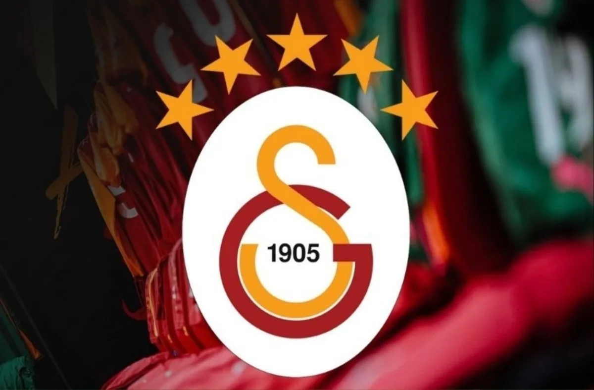 Galatasaray'ın yerli forveti kim olacak? İkisine de onay verildi
