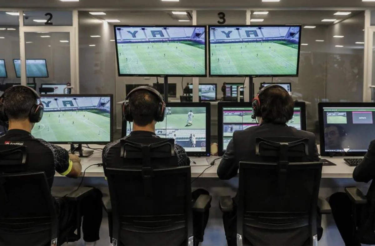 Süper Lig'de günün VAR hakemleri açıklandı