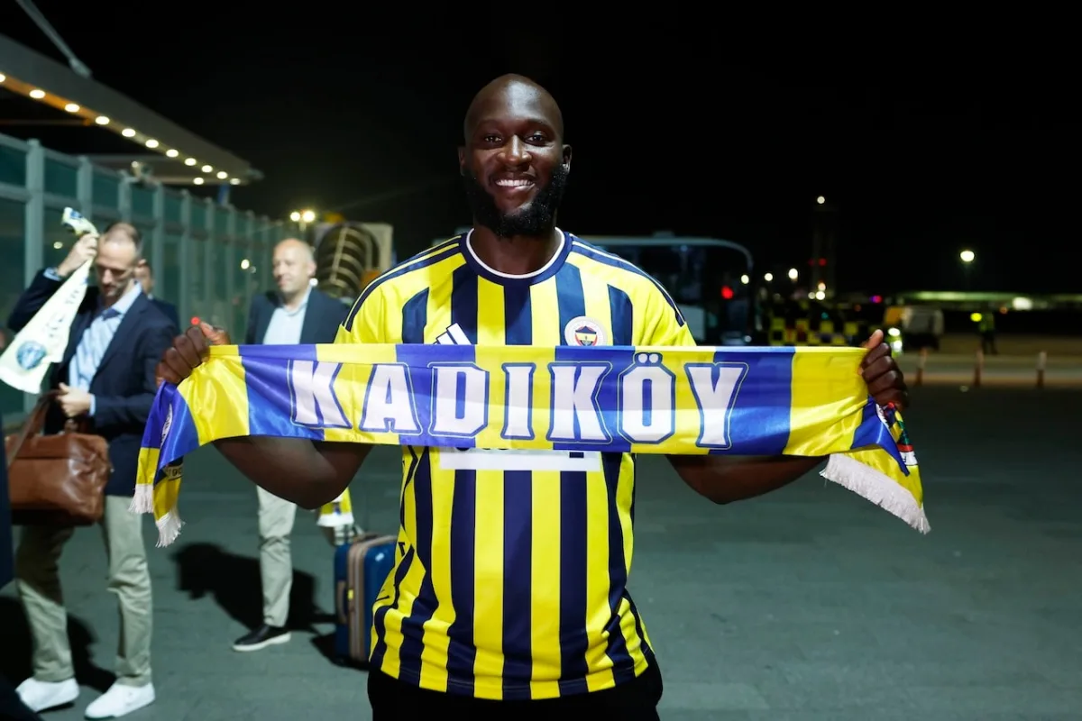 Lukaku, sarı-lacivertli kadroda yer almak için 2 milyon Euro’dan vazgeçti! İmzayı atmadan Fenerli oldu