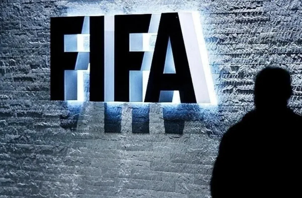 FIFA'da istifa depremi