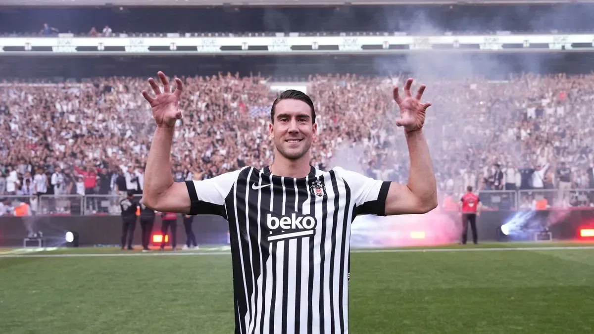 Beşiktaş'tan film tadında paylaşım! Siyah-beyazlılardan Vlahovic için özel video