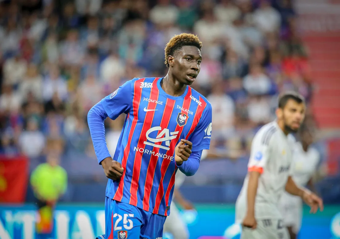 Süper Lig ekibinden 3.ligdeki futbolcuya kanca