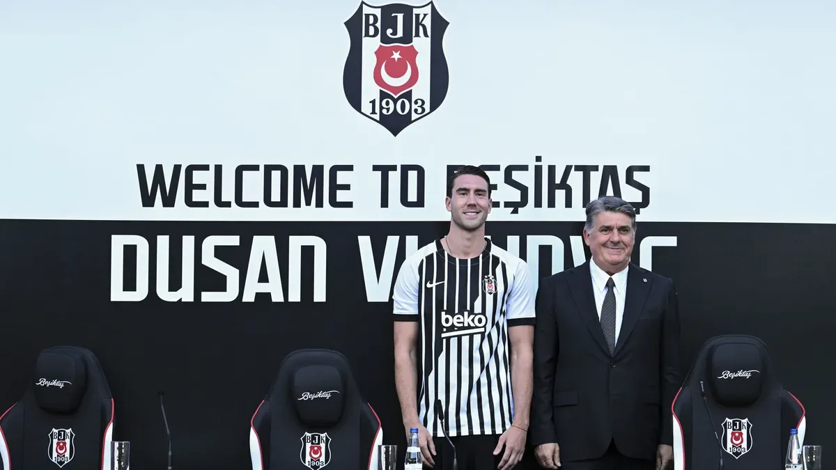 Serdal Adalı'dan Vlahovic'in lisansı için açıklama!