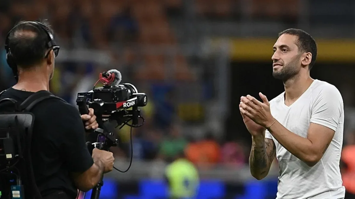 Hakan Çalhanoğllu gol attı, Inter sezona galibiyetle başladı