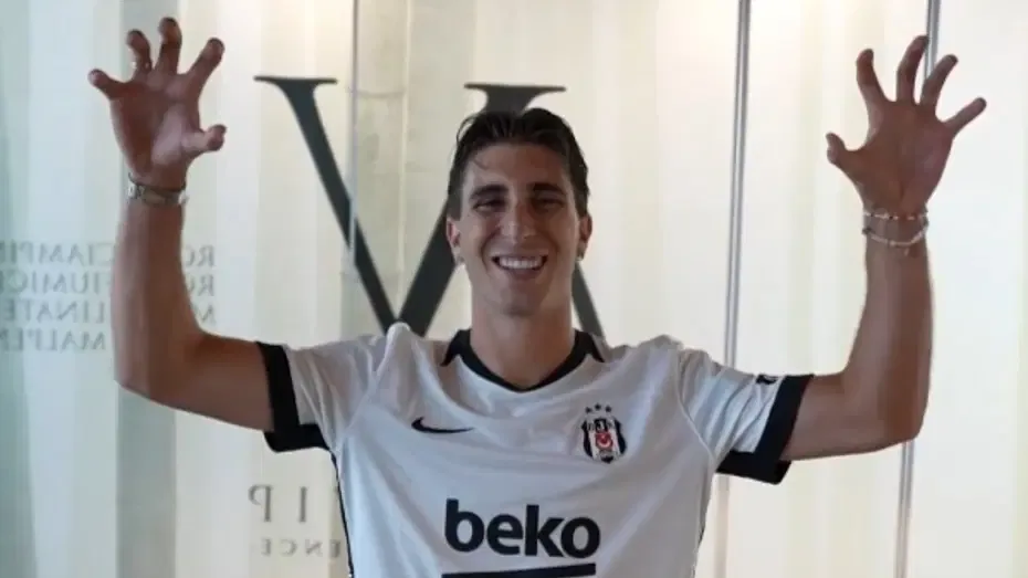 Beşiktaş'tan aynı gün içinde ikinci transfer! Miretti İstanbul'da