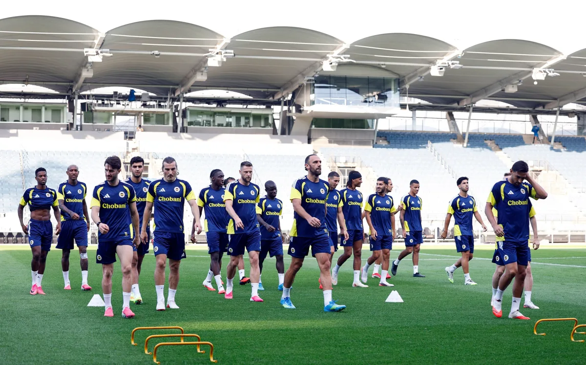 Fenerbahçe, Sturm Graz maçının hazırlıklarını tamamladı