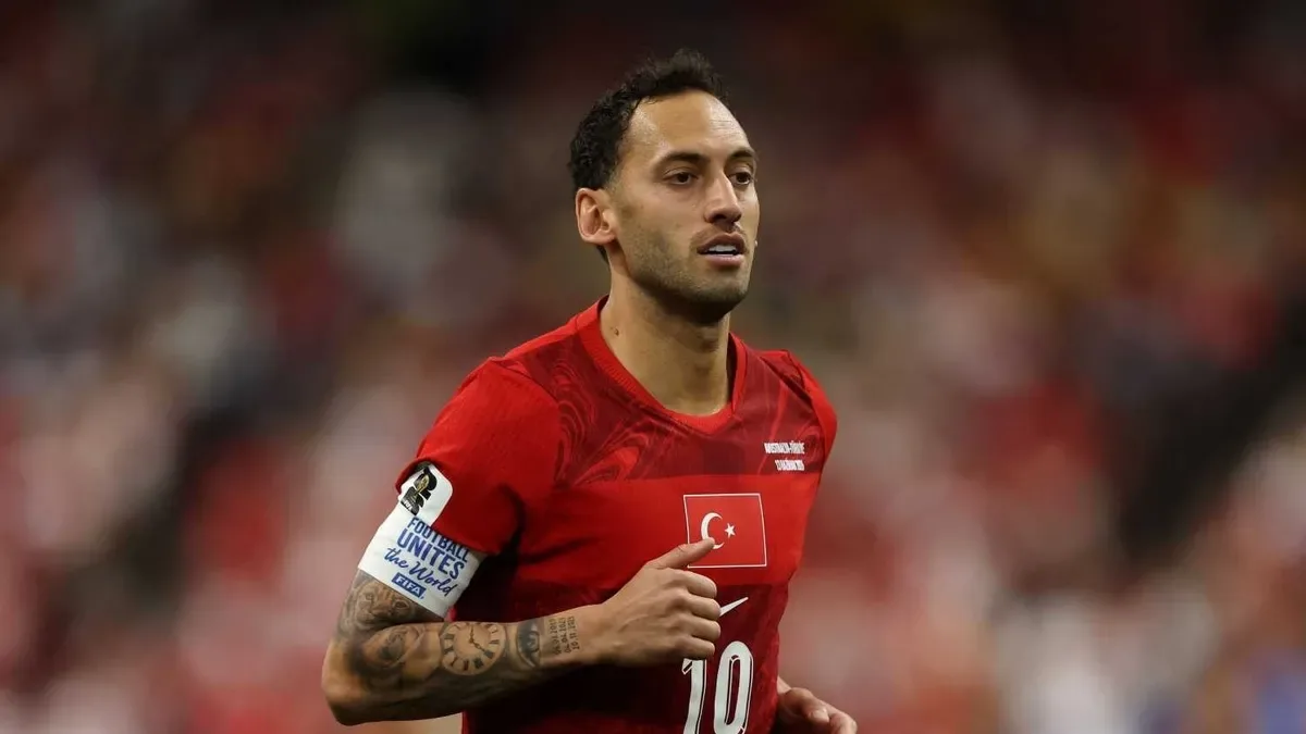 Hakan Çalhanoğlu'ndan flaş transfer yanıtı: Adımın neden karıştırıldığını anlamıyorum