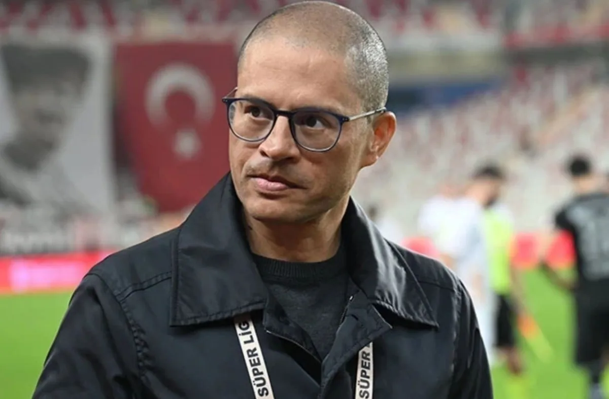 Alex De Souza'dan tarihi itiraf 'Futbolcular bahis yüzünden tefecilerin eline düşüyor'