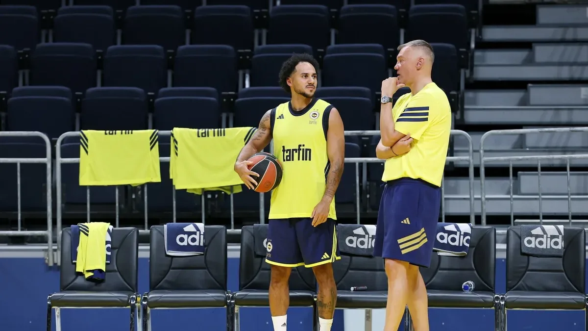 Fenerbahçe Tarfin, Avrupa Ligi Süper Kupa'da mücadele edecek