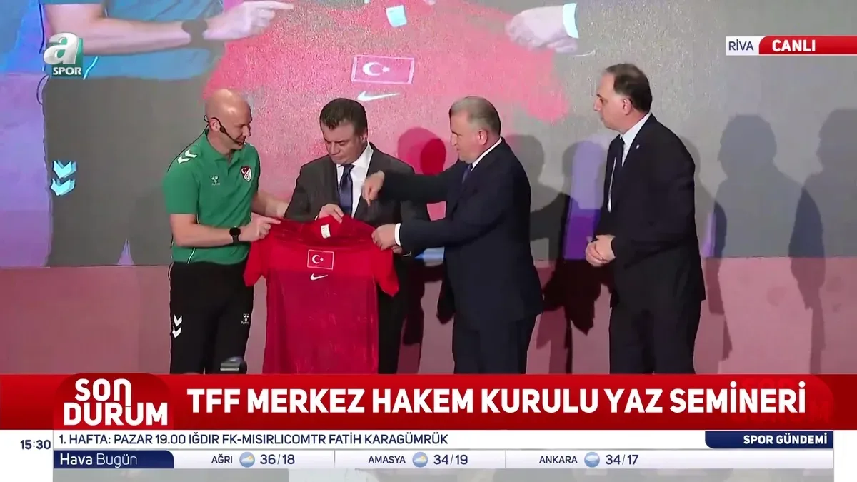 Anthony Taylor'a, A Milli Takım forması hediye edildi!