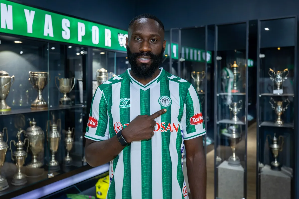 Konyaspor flaş transferini resmen kadrosuna kattı