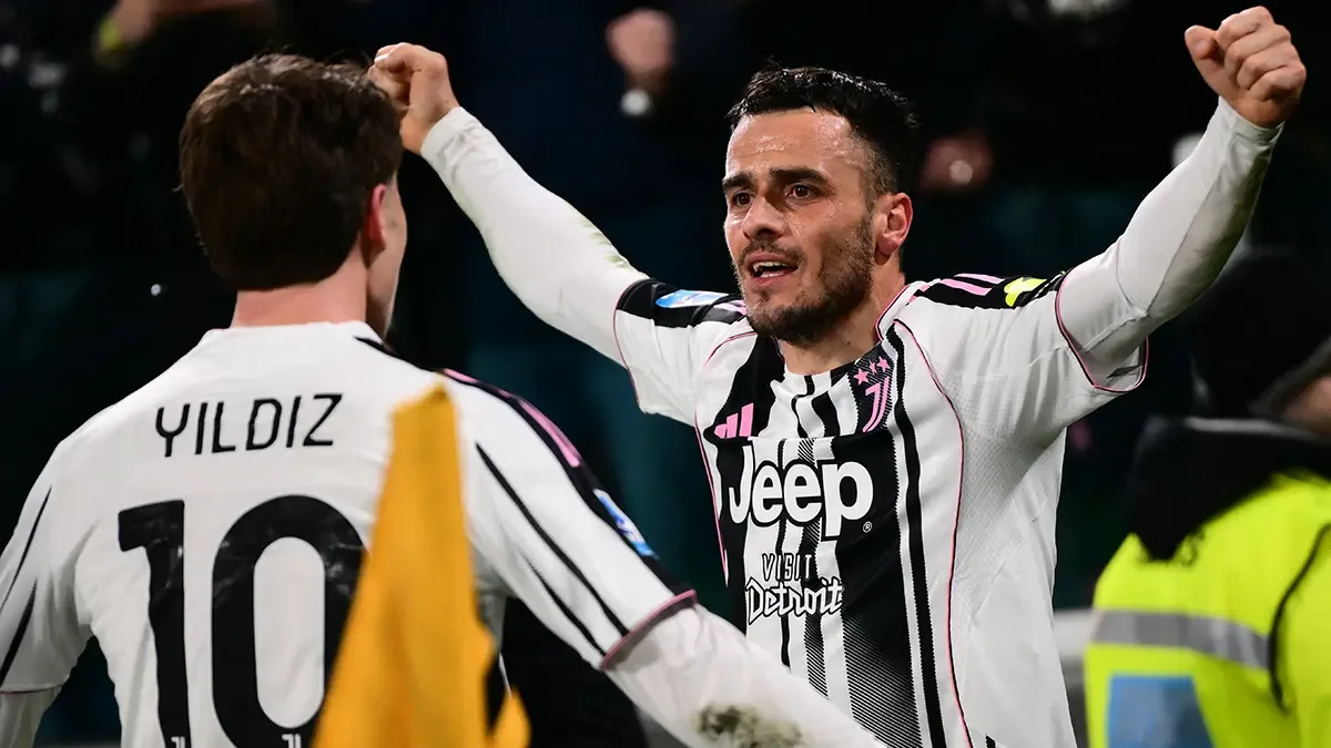 Filip Kostic, 12 yıl sonra döndü