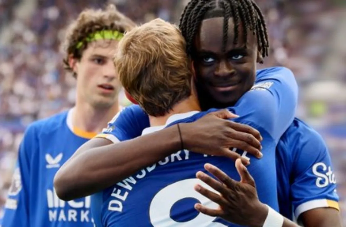Everton, Crystal Palace'ı yıktı