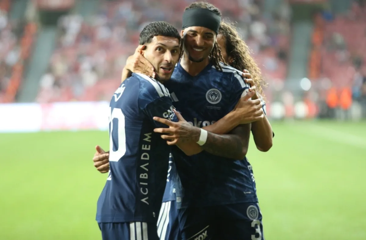 Kerem Aktürkoğlu sakatlanmasa Oğuz Aydın bugün Valencia'daydı