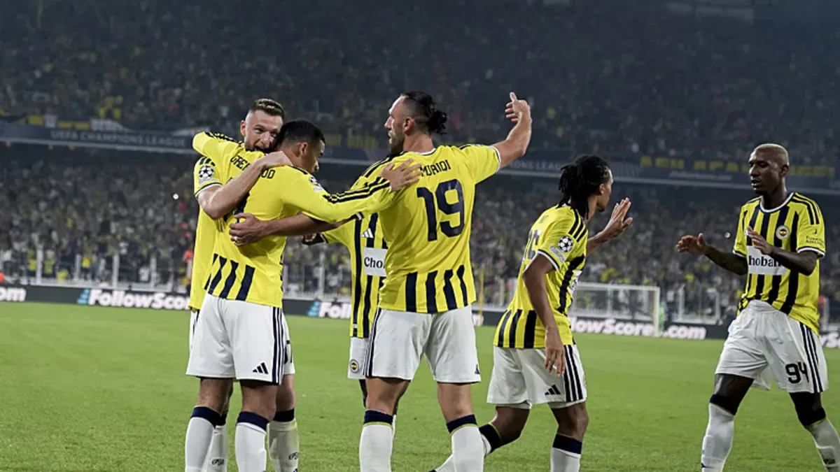 Fenerbahçe-Lyon maçı yurt dışında gündem oldu!