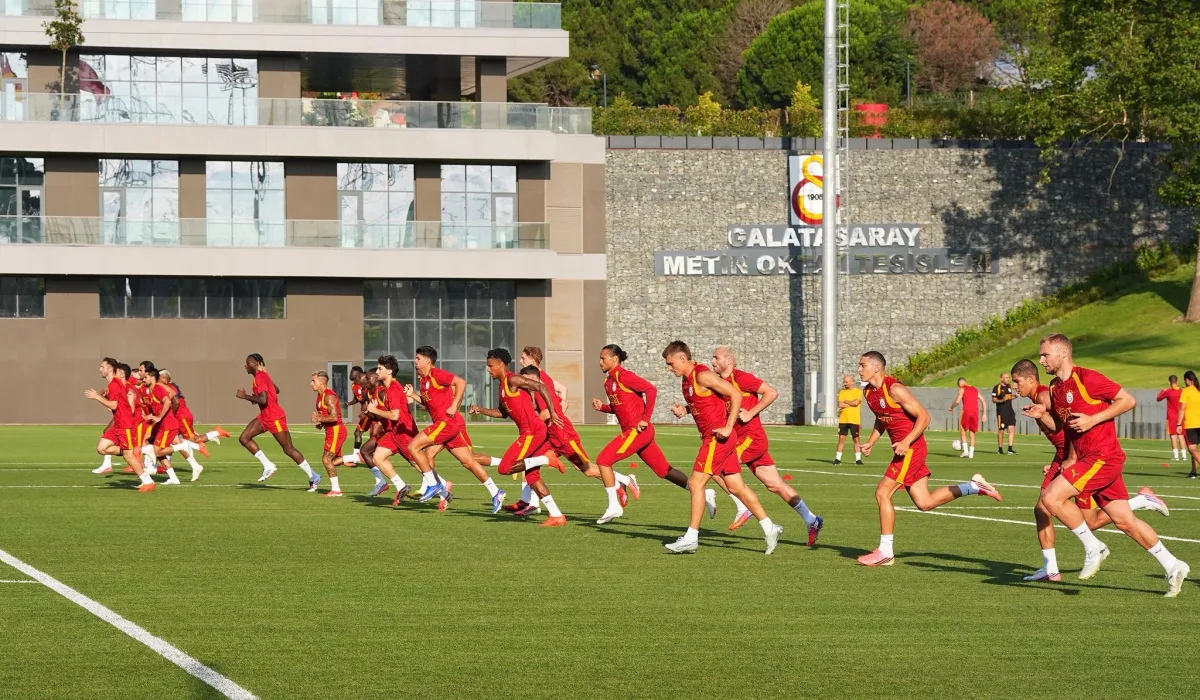 Galatasaray'a Wilfried Singo müjdesi