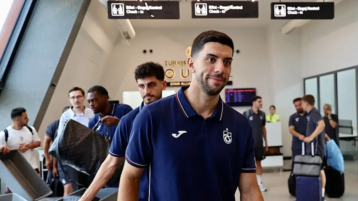 Trabzonspor'da Cenk Özkacar: Buraya tur atlamak için geldik