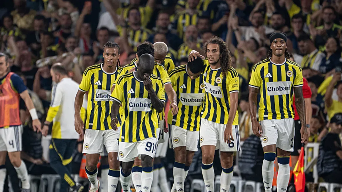 Yapay zekadan Fenerbahçe-Lyon maçı skor tahmini! Tur ihtimalleri...