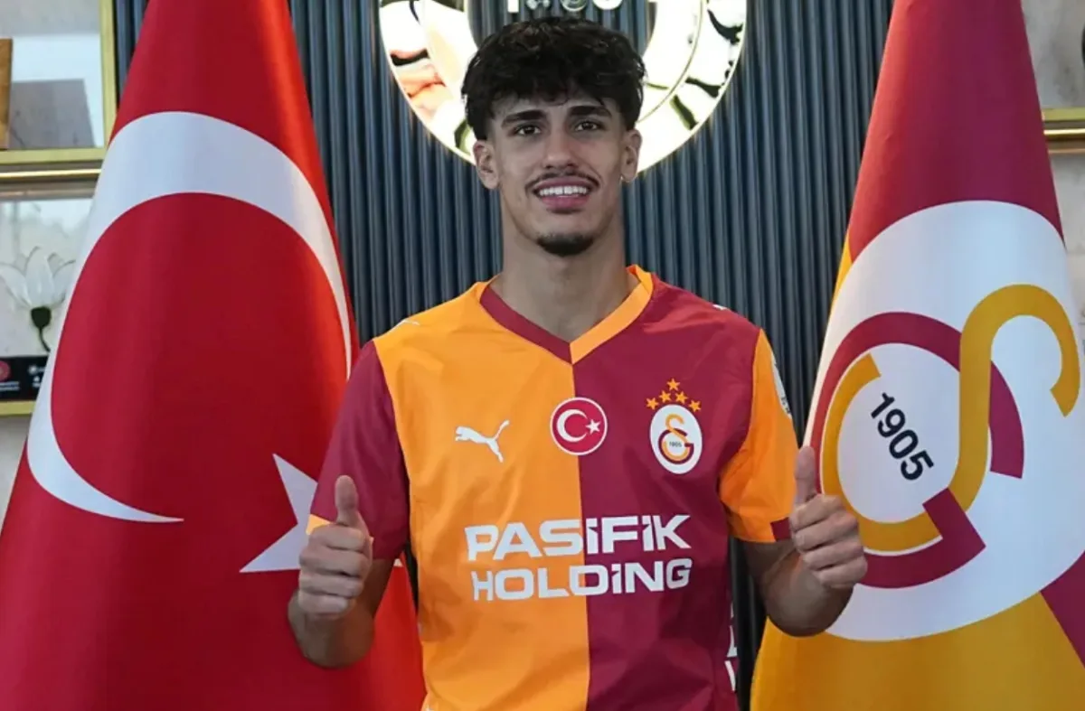 Can Armando Amed'le anlaşamadı: Bütün opsiyonlar açık