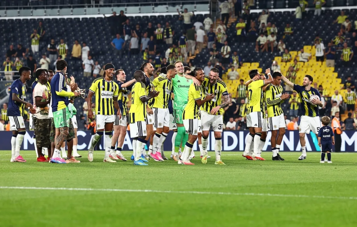 Fenerbahçe, Devler Ligi play-off turunda Lyon’la kader maçına çıkıyor! Ne yapacağını biLYON