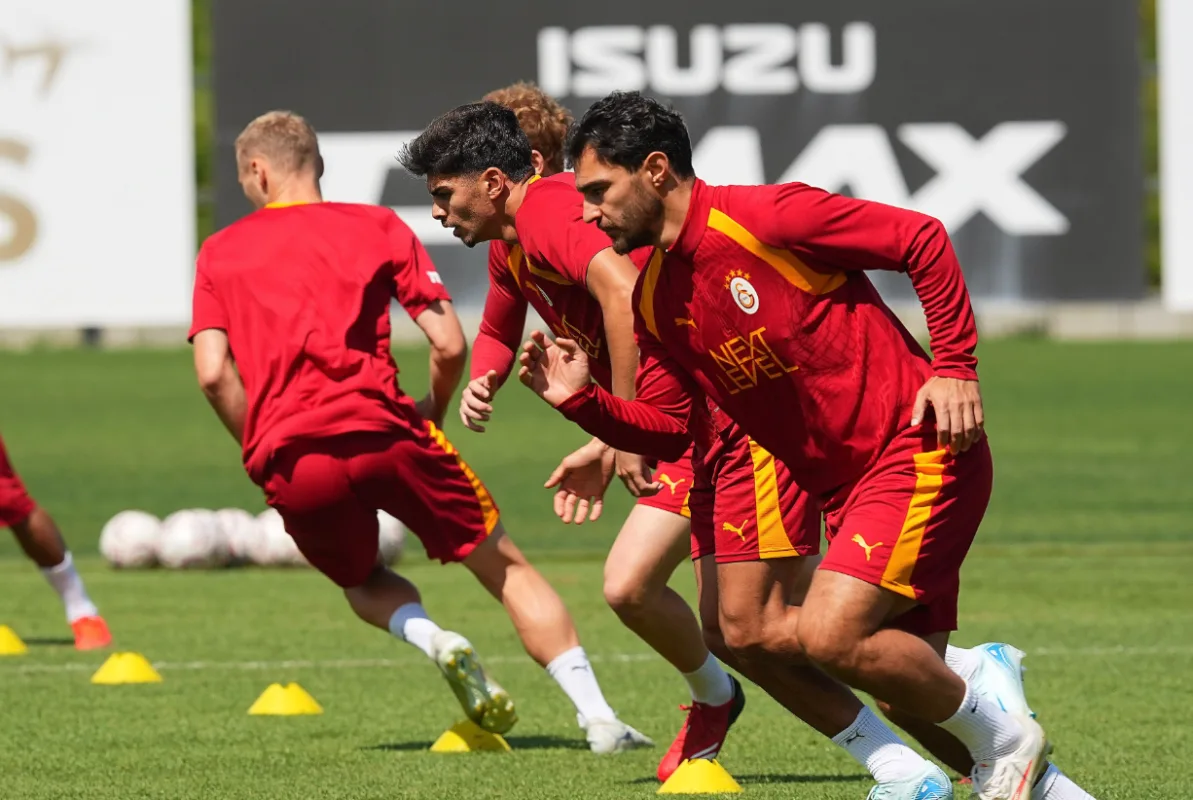 Galatasaray ara vermeden hazırlıklara başladı