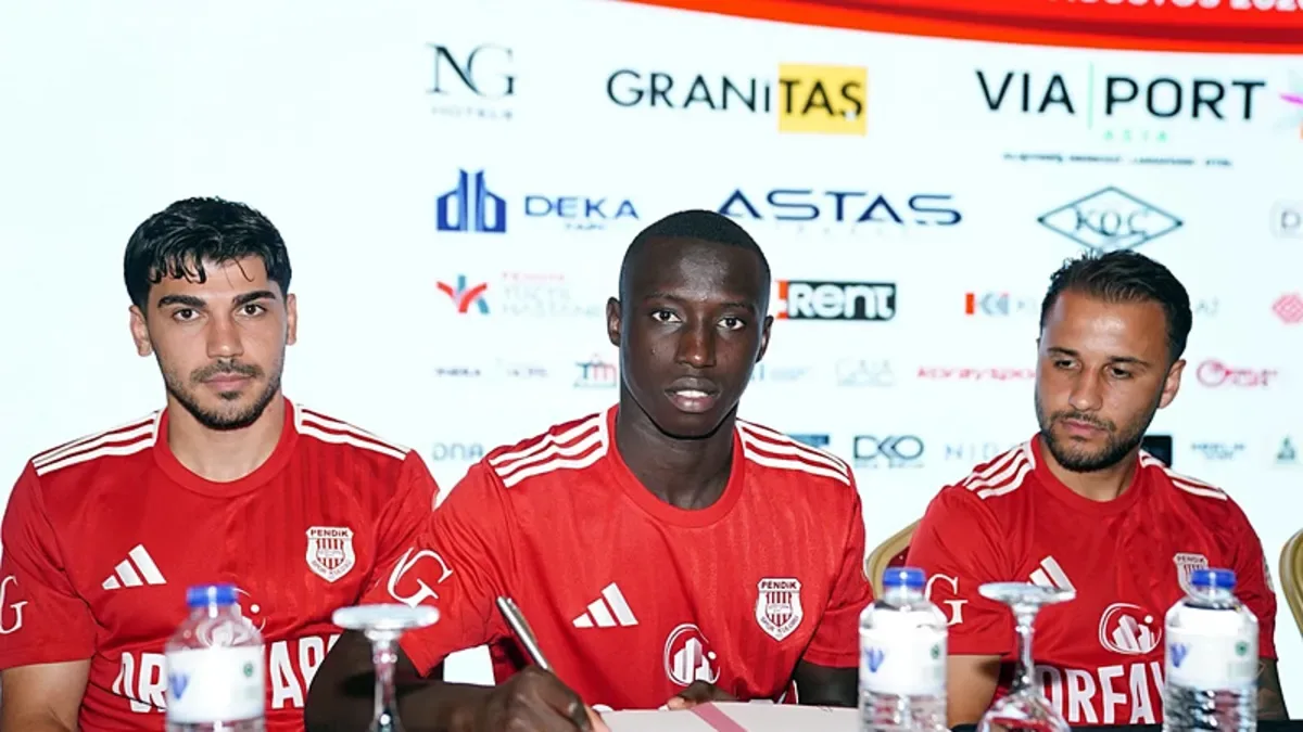 Pendikspor yeni transferlerini tanıttı!