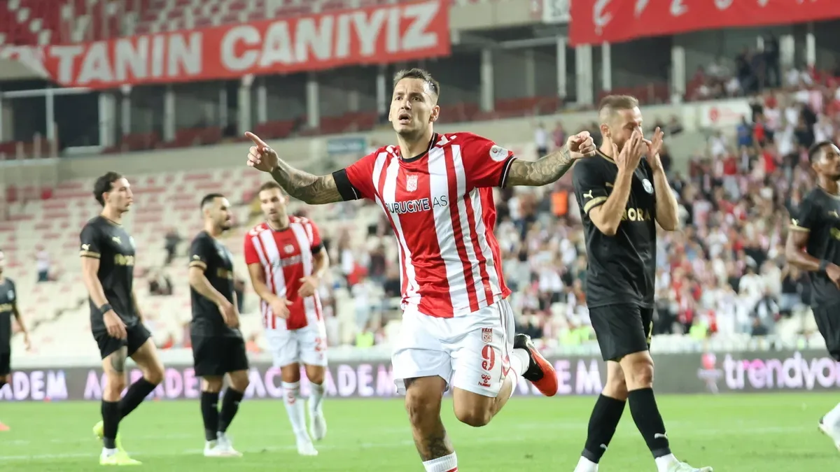 Sivasspor, Manisa FK’ya karşı üstünlüğü koruyamadı!