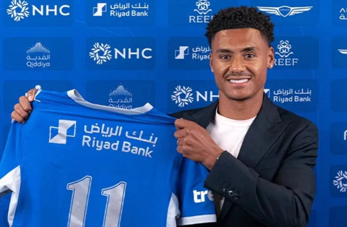 Ollie Watkins, Al Hilal'e imzayı attı