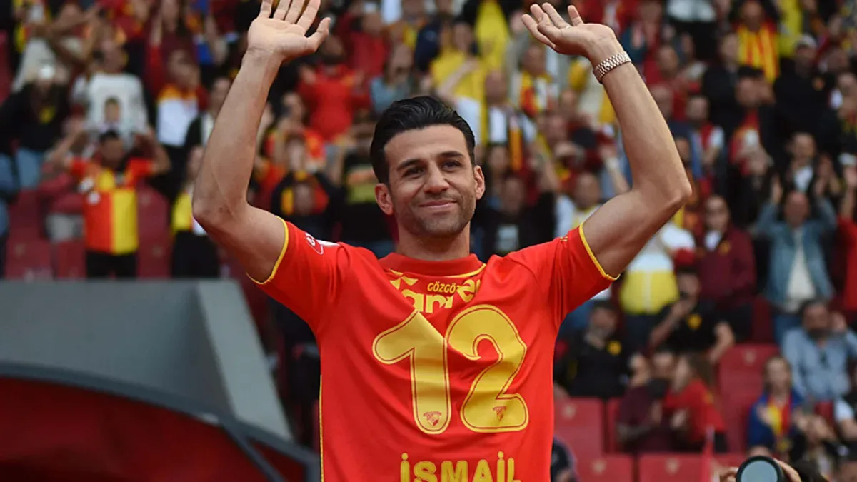 İsmail Köybaşı yeşil sahalara veda etti!