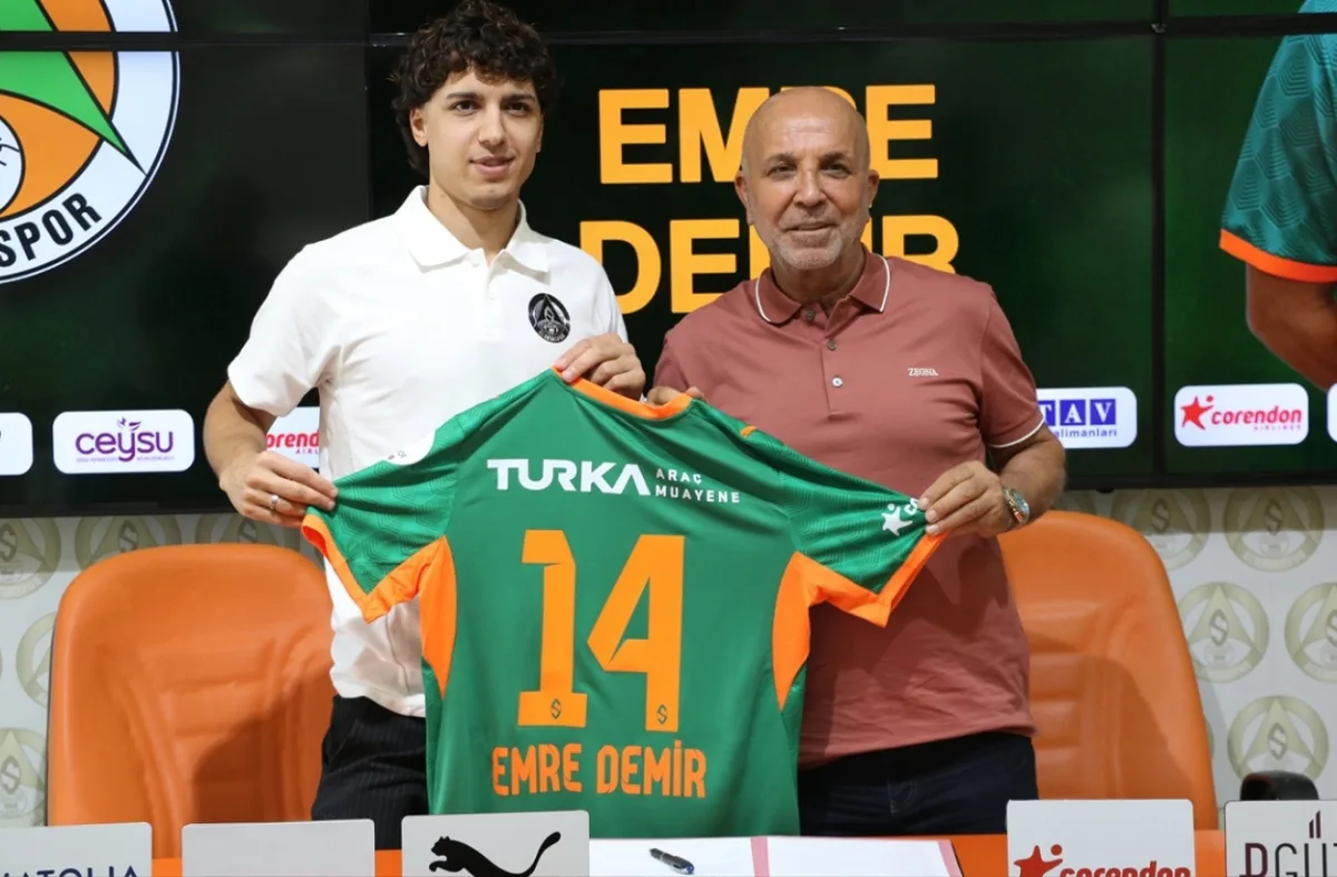 Emre Demir Fenerbahçe'den Alanyaspor'a
