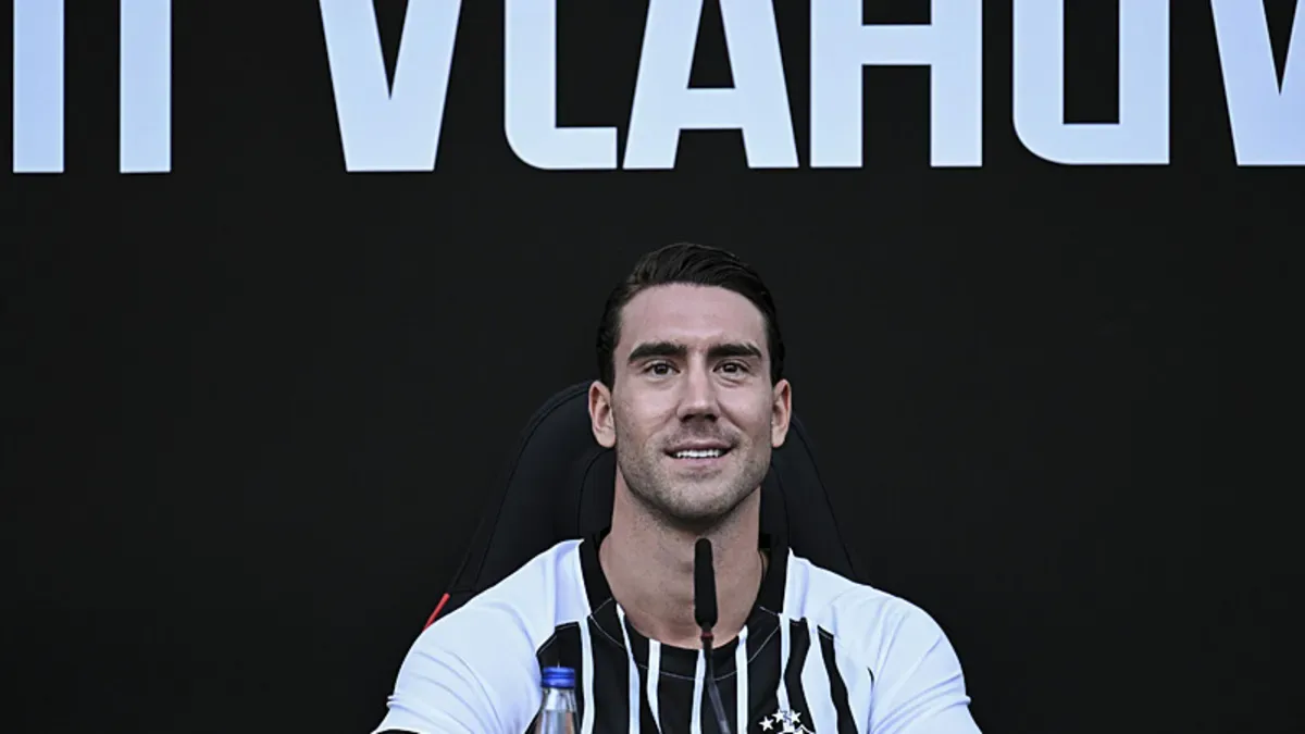 Dusan Vlahovic'te imza töreni detayı! "Ben de böyle tören istiyorum"