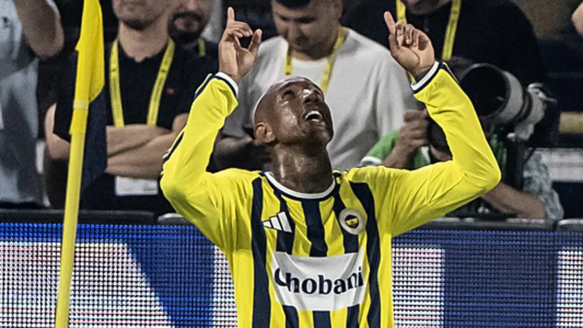 Fenerbahçe'de Anderson Talisca resmen durdurulamıyor!