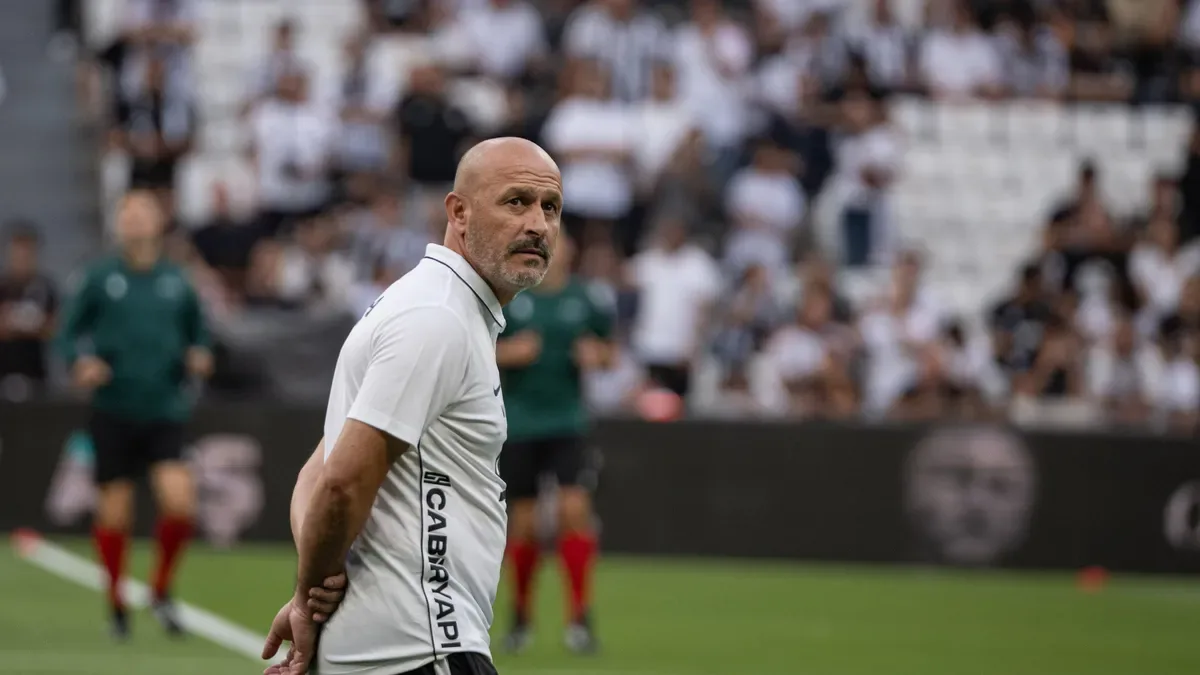 Vincenzo Italiano'dan Vlahovic açıklaması: Taraftarımız ona hayran kalacak!