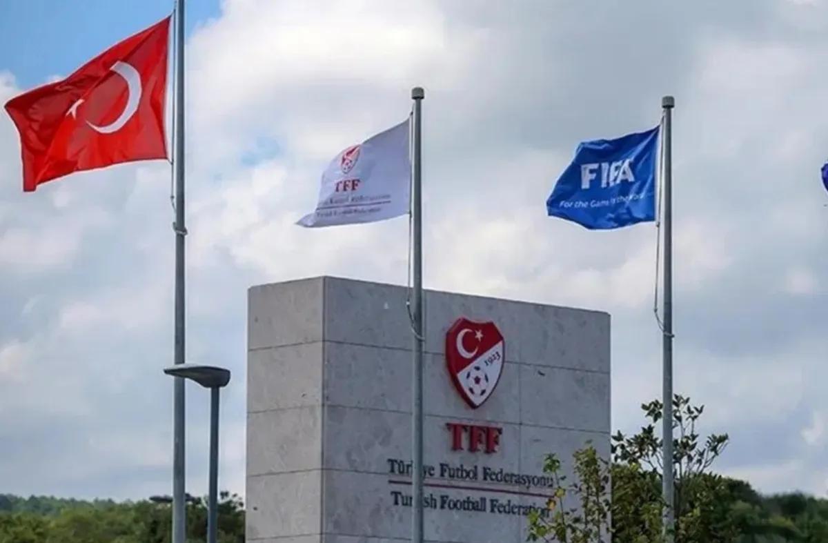 Beşiktaş, Fenerbahçe ve Trabzonspor'dan TFF'ye erteleme başvurusu