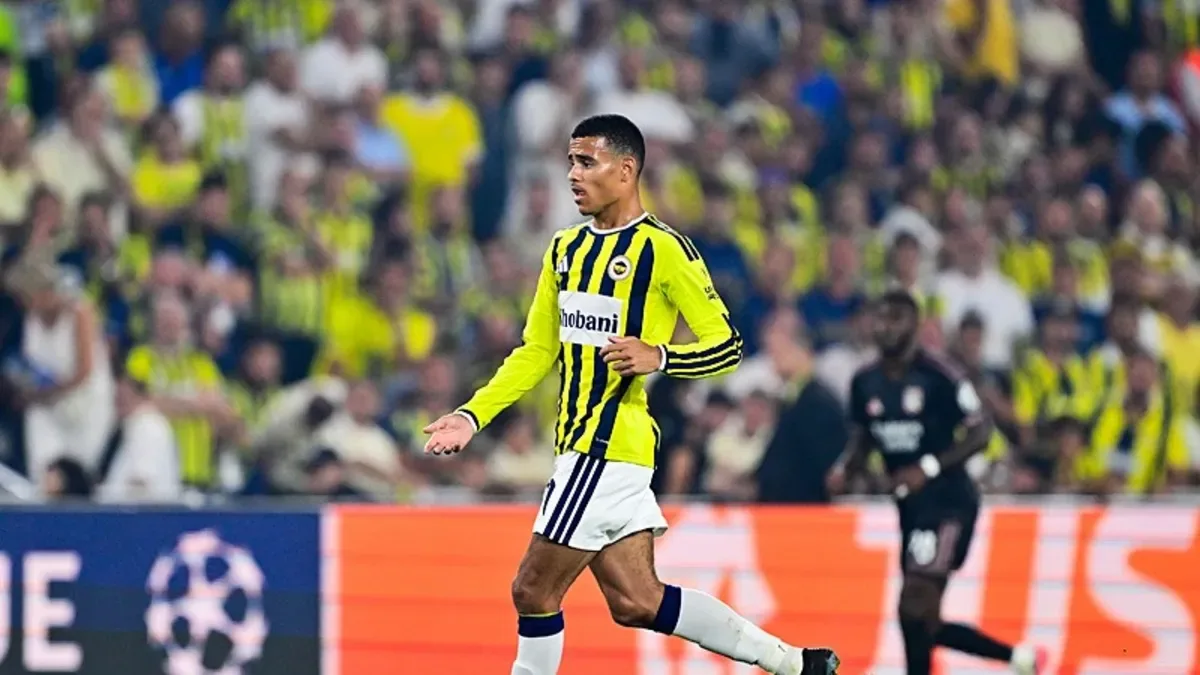 Mason Greenwood'dan harika gol! Fenerbahçe skoru eşitledi