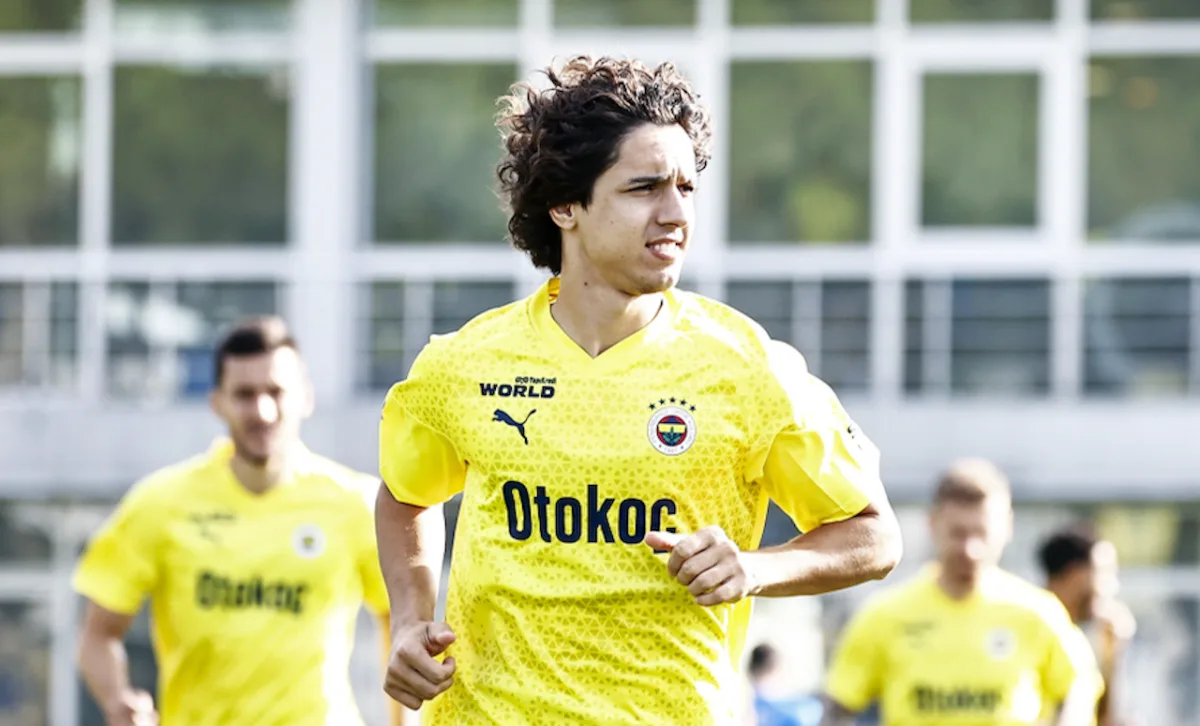 Fenerbahçeli futbolcuya teklif yağıyor